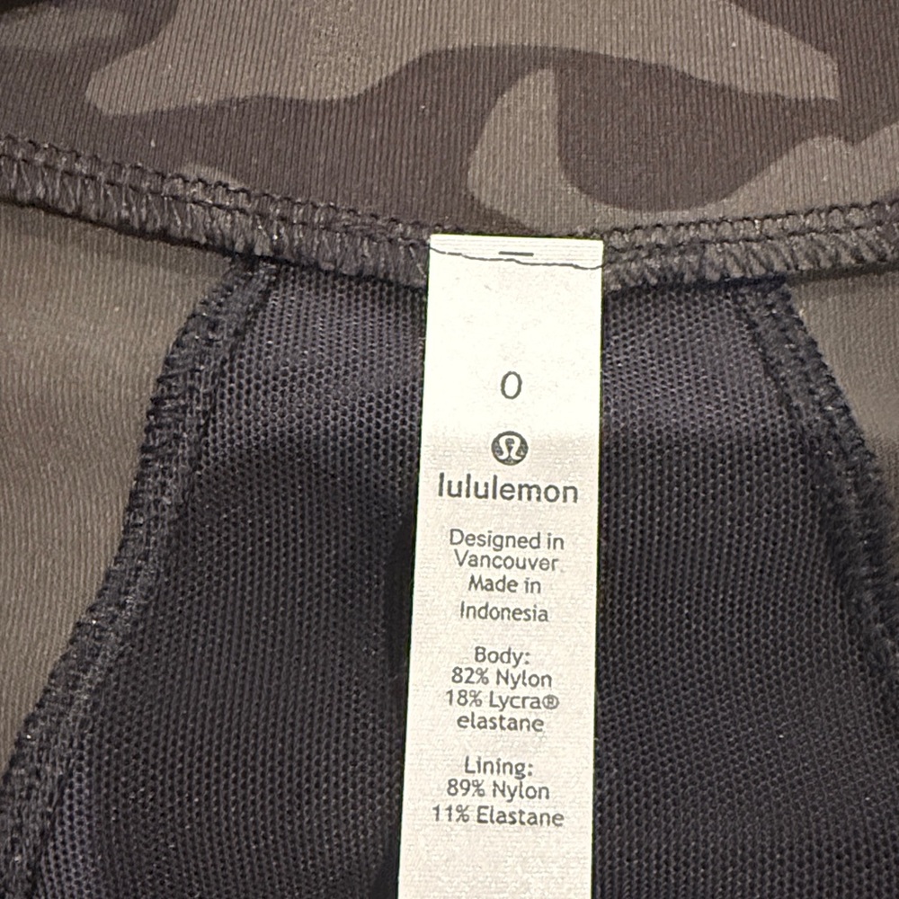 Lululemon Define Jacket Heritage 365 Camo Dark Olive Multi. Size 0 - Picture 6 of 12